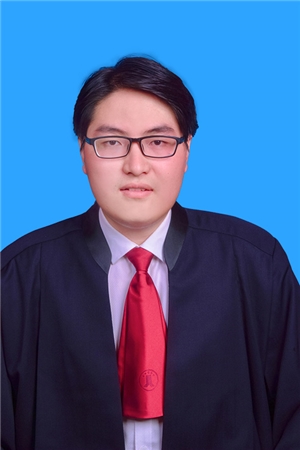 张珍维律师